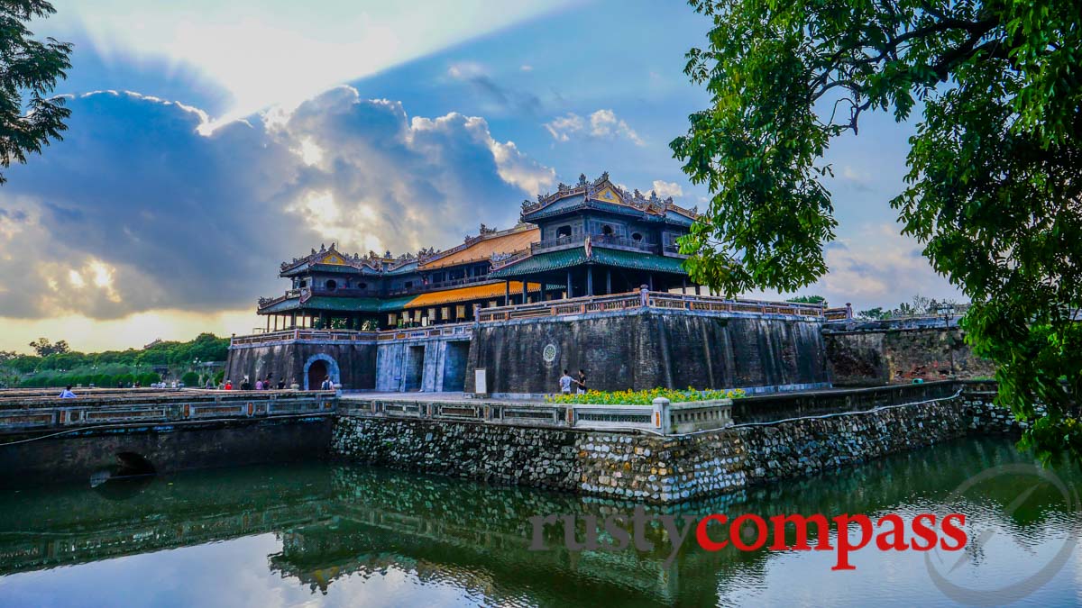 Hue Citadel - Ngo Mon Gate